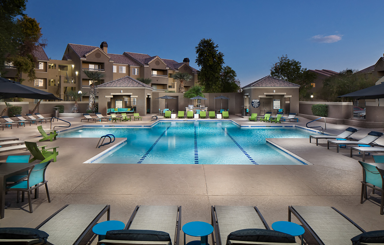 √ Array At South Mountain Apartments